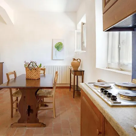 Smart 4 Apartment